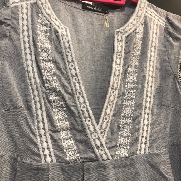 Denim dress - Picture 2 of 3